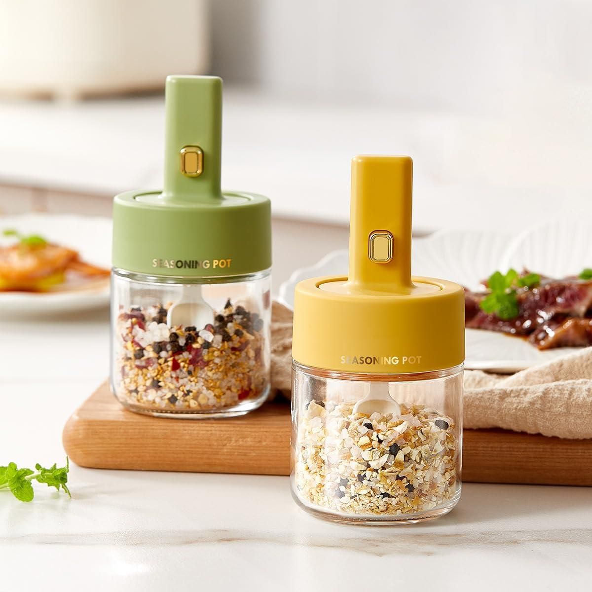 Luxury Glass Seasoning Container with Integrated Spoon Lid – Airtight Leakproof Spice Jar for Kitchen Storage
