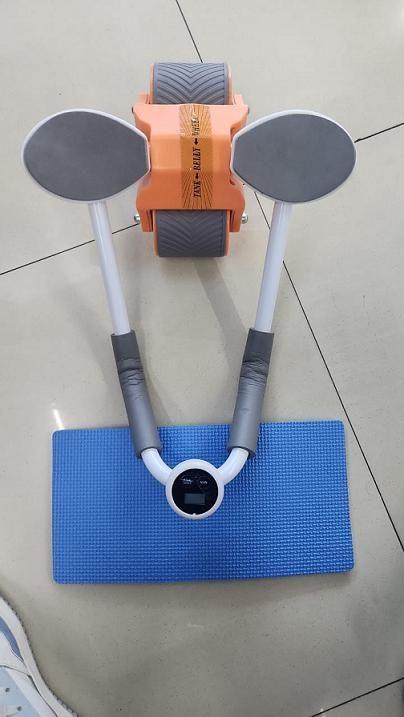 Ab Roller with Automatic Rebound – Quiet Abdominal Exercise Wheel for Home Workouts (Assorted Colors)