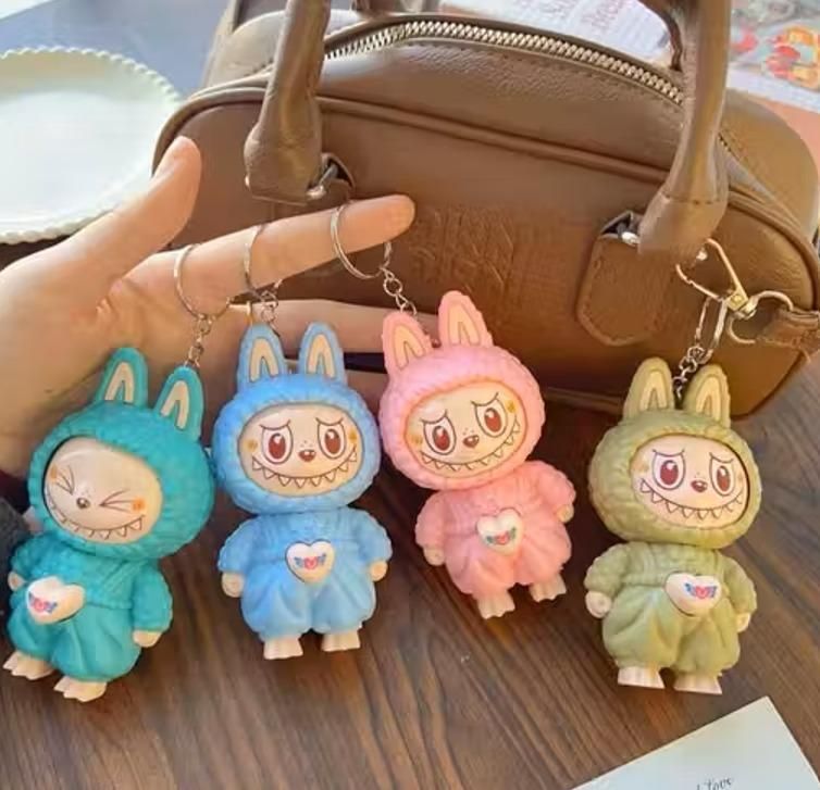 Labubu Face Changing Keychain – Cute Cartoon Pendant